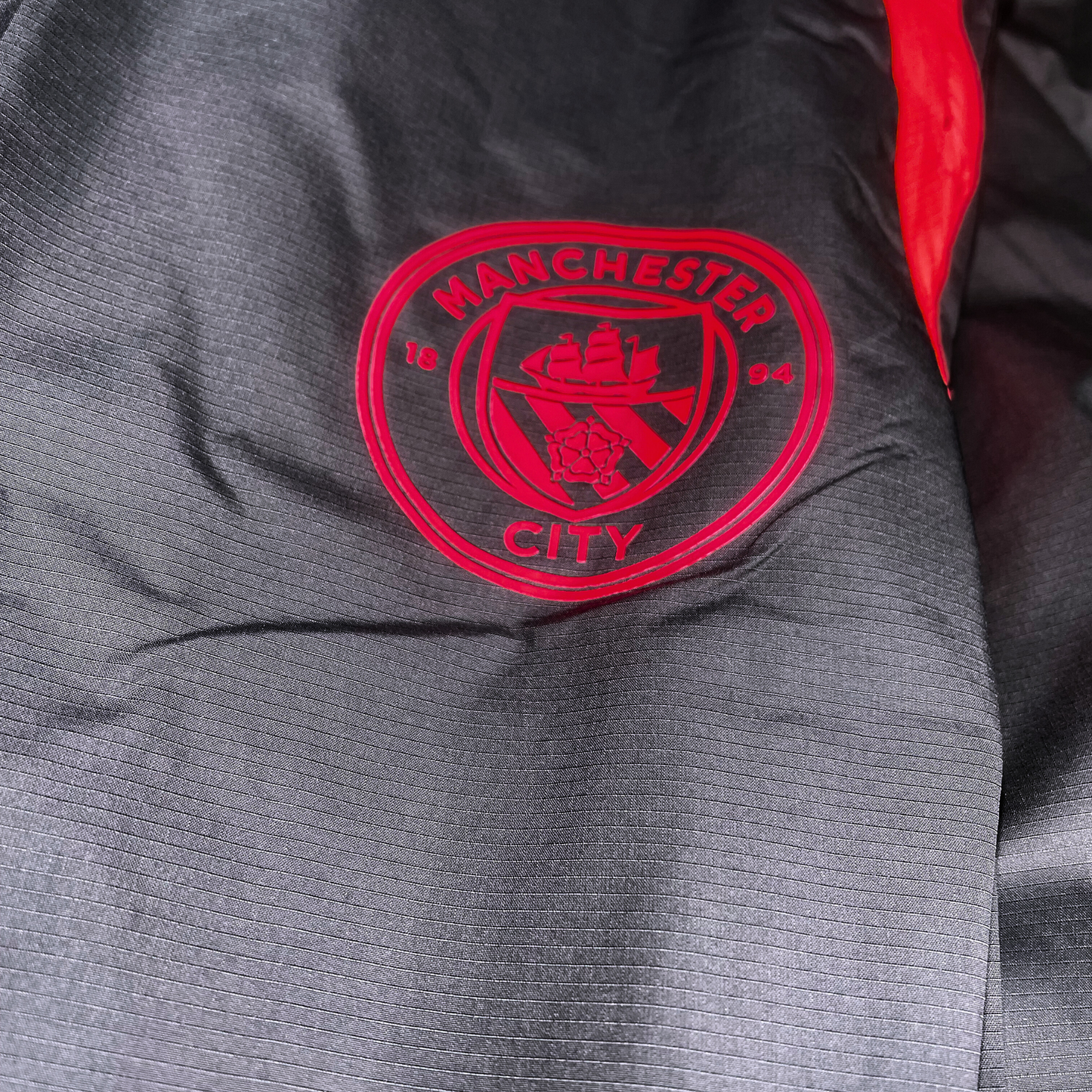 ManCity, Tracksuit Puma Vintage, Puma Vintage, kikivintage pashanim, vintage tracksuit, retro fußball trainingsanzug, vintage fußball trainingsanzug, adidas retro tracksuit, nike vintage tracksuit, tracksuit outfit, original tracksuit, authentische tracksuits, oldschool tracksuit, vintage fußball sportanzug, retro jogginganzug, premium vintage tracksuit, trainingsanzug retro 90er, retro tracksuit deutschland, retro tracksuit kaufen, haaland, debruyne