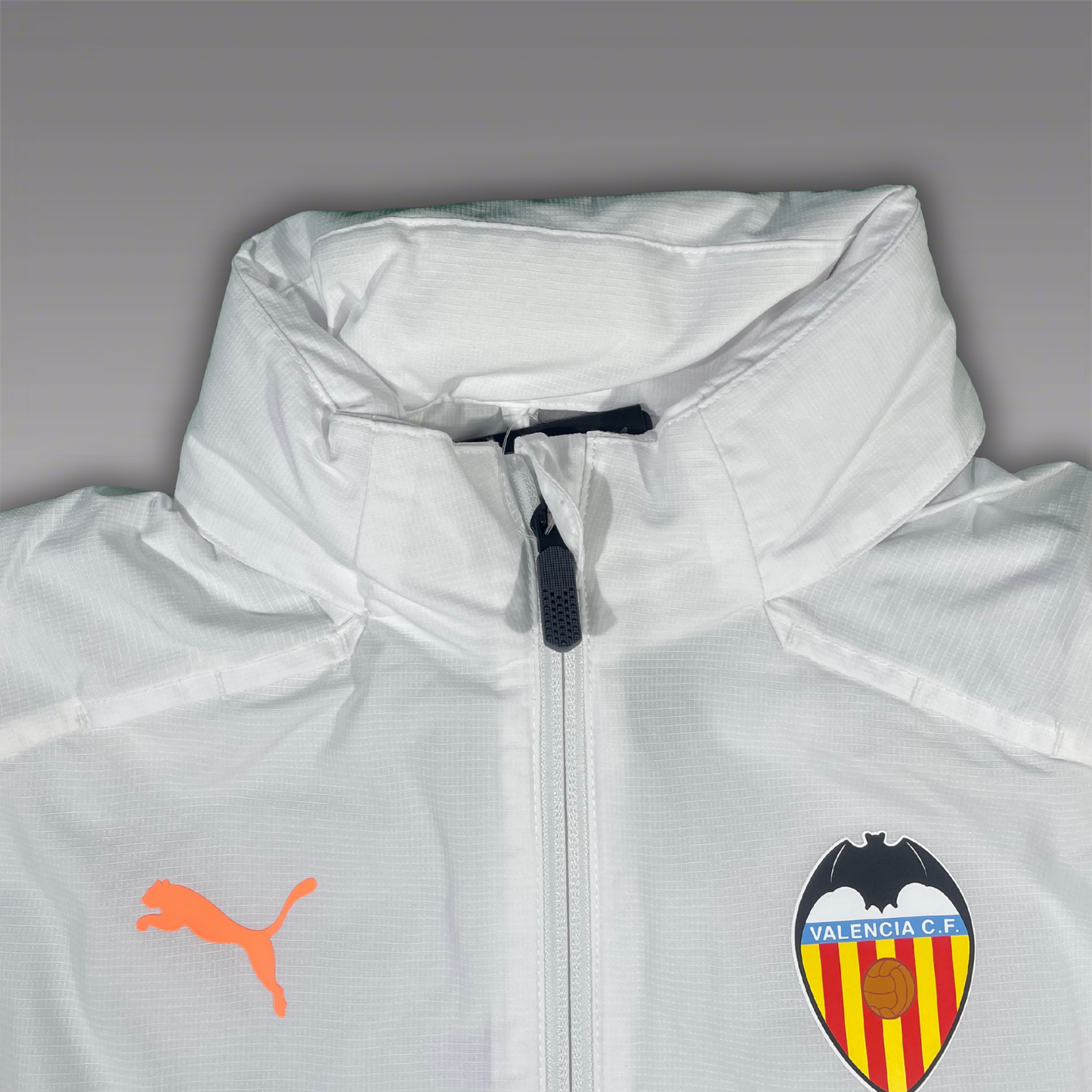 Puma Valencia Trackjacket - jacke - Kindergröße - Vintage - Regenjacke - Vintage, kikivintage pashanim, vintage tracksuit, retro fußball trainingsanzug, vintage fußball trainingsanzug, adidas retro tracksuit, nike vintage tracksuit, tracksuit outfit, original tracksuit, authentische tracksuits, oldschool tracksuit, vintage fußball sportanzug, retro jogginganzug, premium vintage tracksuit, trainingsanzug retro 90er - retro tracksuit deutschland - retro tracksuit kaufen - für kinder - kindergröße