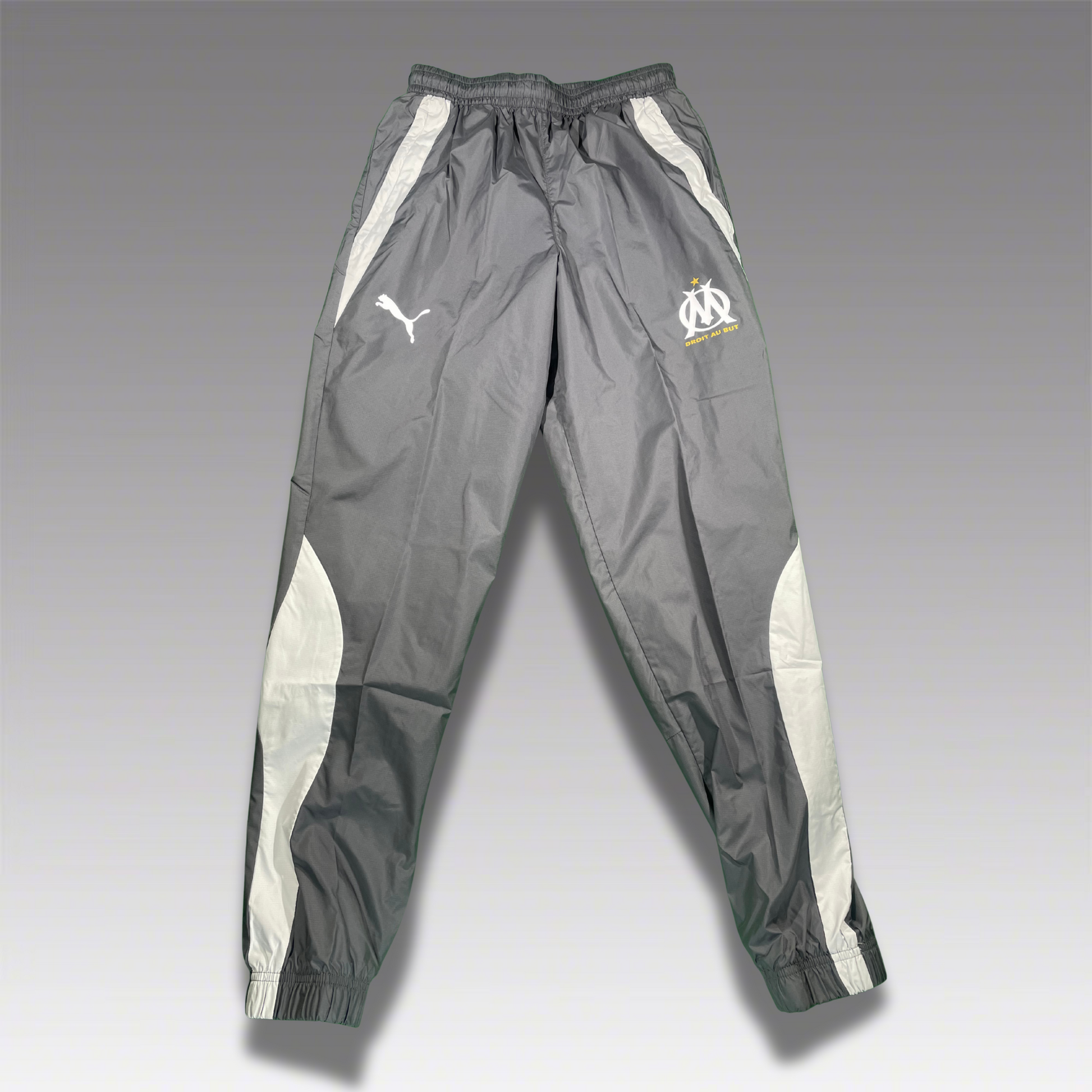 Puma Marseille Trackpants, olympique marseille, pashanim, vintage tracksuit, retro fußball trainingsanzug, vintage fußball trainingsanzug, adidas retro tracksuit, nike vintage tracksuit, tracksuit outfit, original tracksuit, authentische tracksuits, oldschool tracksuit, vintage fußball sportanzug, retro jogginganzug, premium vintage tracksuit, tracksuit rarität, trainingsanzug retro 90er, retro tracksuit deutschland, retro tracksuit kaufen, vintage fußballtrikot, original, fußball, marseille, retro fußball