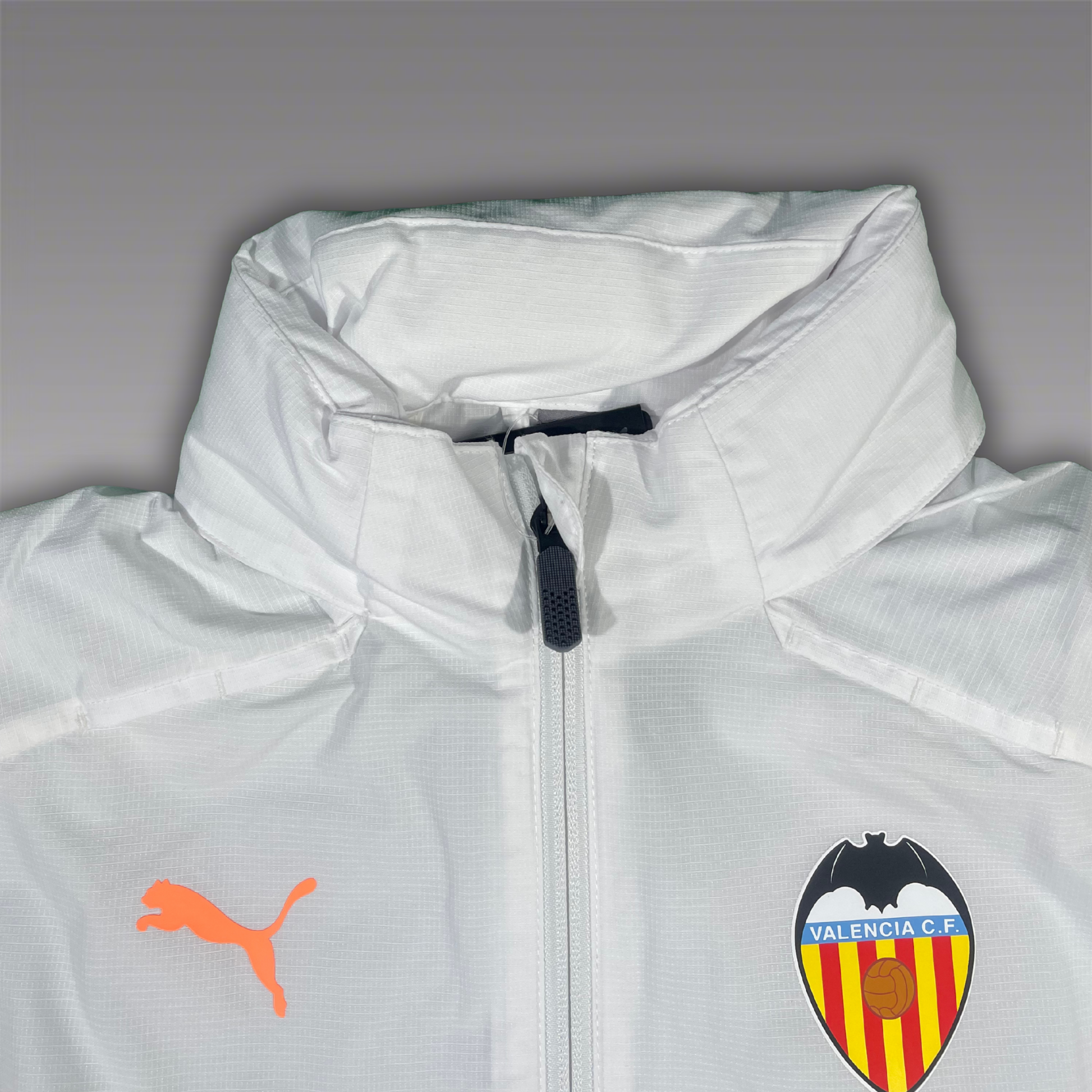 Puma Valencia Trackjacket - jacke - Kindergröße - Vintage - Regenjacke - Vintage, kikivintage pashanim, vintage tracksuit, retro fußball trainingsanzug, vintage fußball trainingsanzug, adidas retro tracksuit, nike vintage tracksuit, tracksuit outfit, original tracksuit, authentische tracksuits, oldschool tracksuit, vintage fußball sportanzug, retro jogginganzug, premium vintage tracksuit, trainingsanzug retro 90er - retro tracksuit deutschland - retro tracksuit kaufen - für kinder - kindergröße